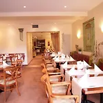 מלון Bitburger Hof 3*
