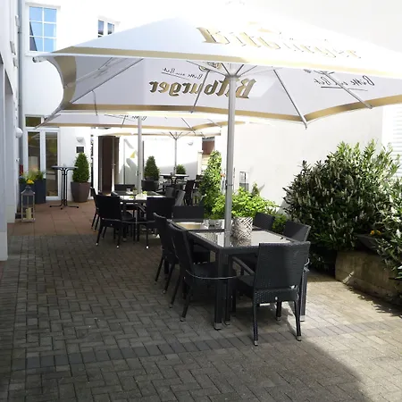 Bitburger Hof Hotel 3*