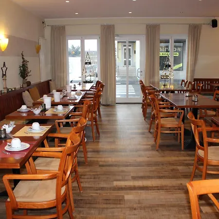 Bitburger Hof 3*