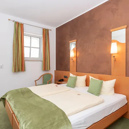Hotel Bitburger Hof 3*
