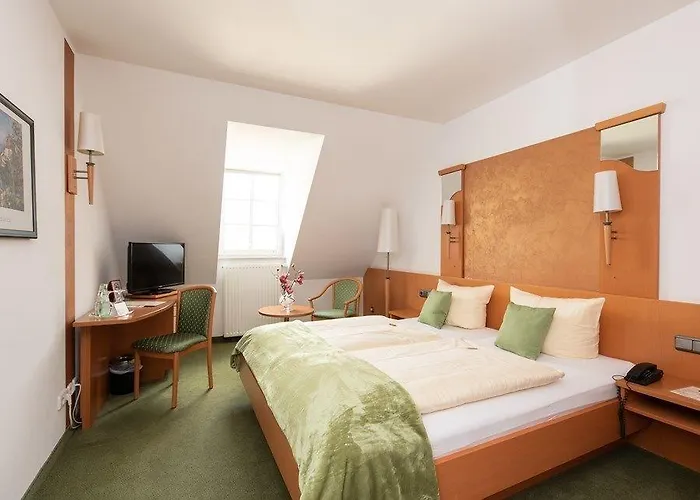 Hotel Bitburger Hof 3*